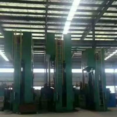 低價出售三臺框架液壓機