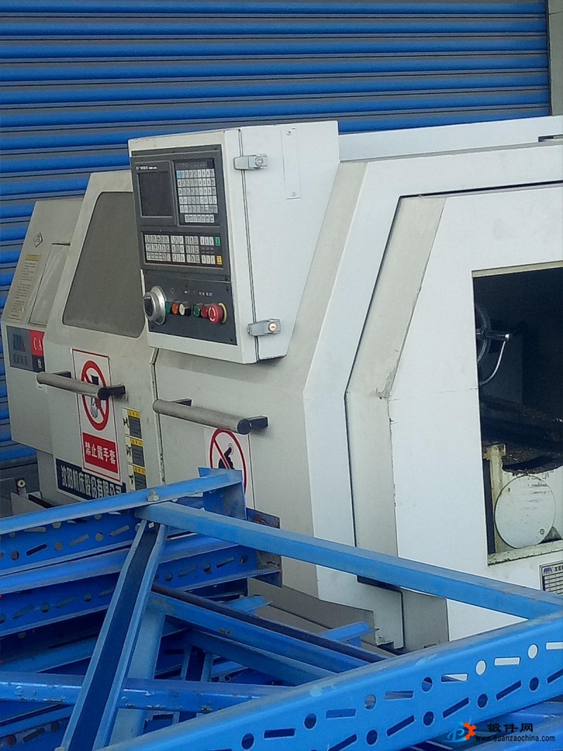 立式加工中心，數控機床