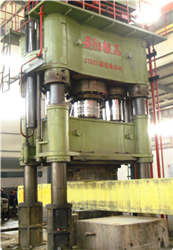 1600t大型自由鍛熱鍛壓力機三梁四柱安陽鍛壓生產