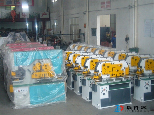 折彎模具,數控折彎機模具