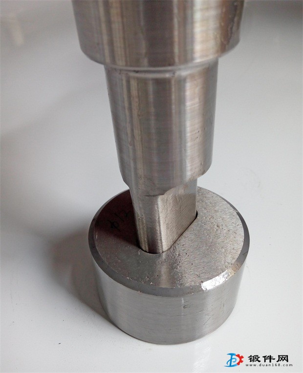 腰孔異形孔沖模材質6CrW2Si