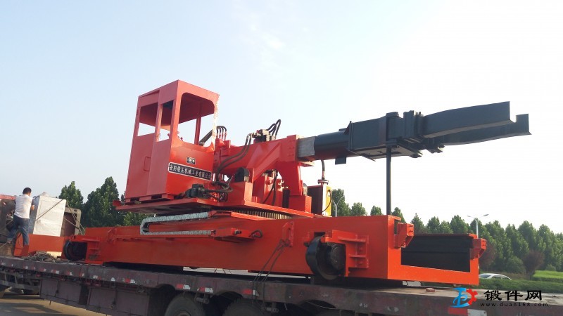 鍛造裝取料機1t取料機安陽鍛壓直供ZHJ系列有軌裝取料機