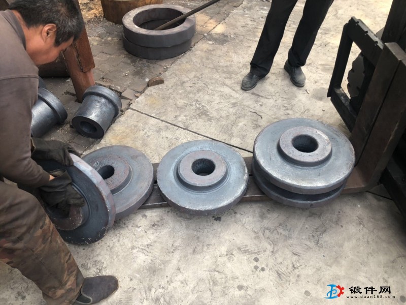 供應鍛件