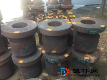 供應套管頭鍛件