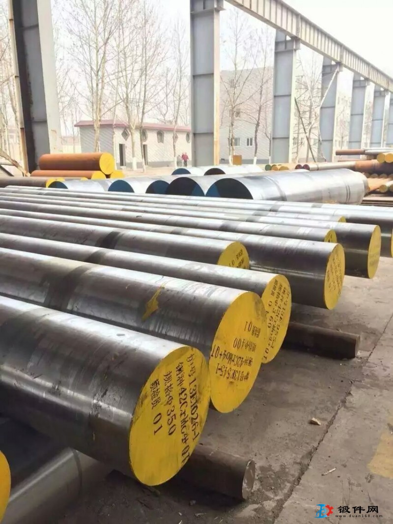 合結鋼30CrNiMo8 鍛圓