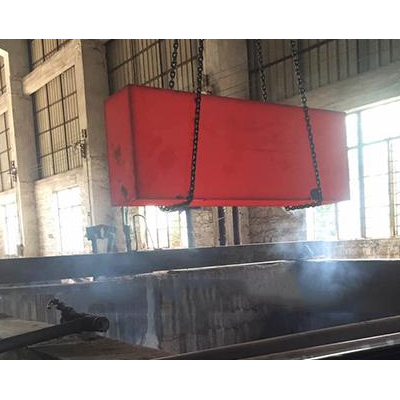 水作為鍛件淬火冷卻介質的主要缺點有：