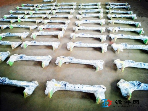 石材專用夾具使用變形什么原因?