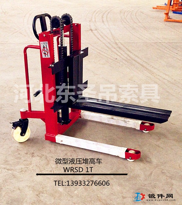 1噸液壓堆高車高度95厘米,作業安全嗎?