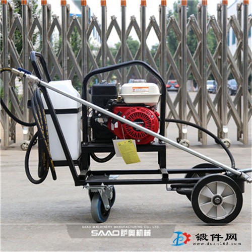 乳化瀝青灑布機路面翻新處理用的乳化瀝青灑布機