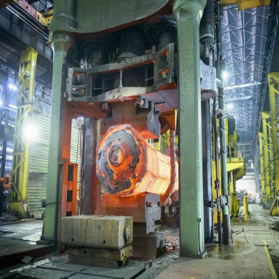 鍛件廠家告訴您鍛造的特色和使用是什么？